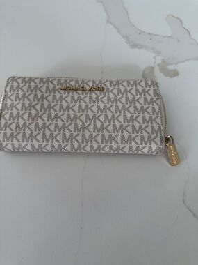 Michael Kors Cream MK Signature Zip-Around Wallet with Gold Hardware